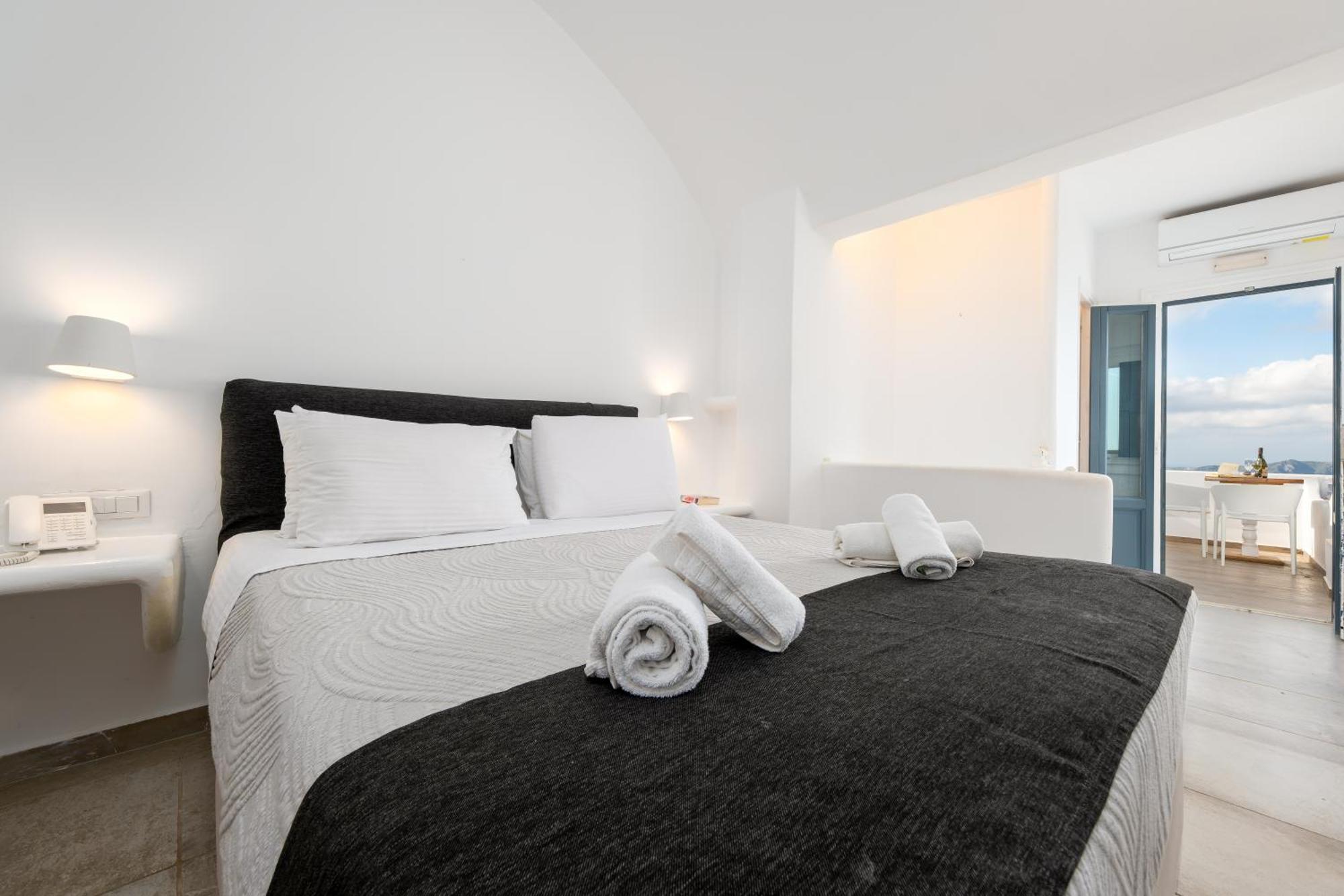 Amaze Suites Imerovigli  Exterior photo